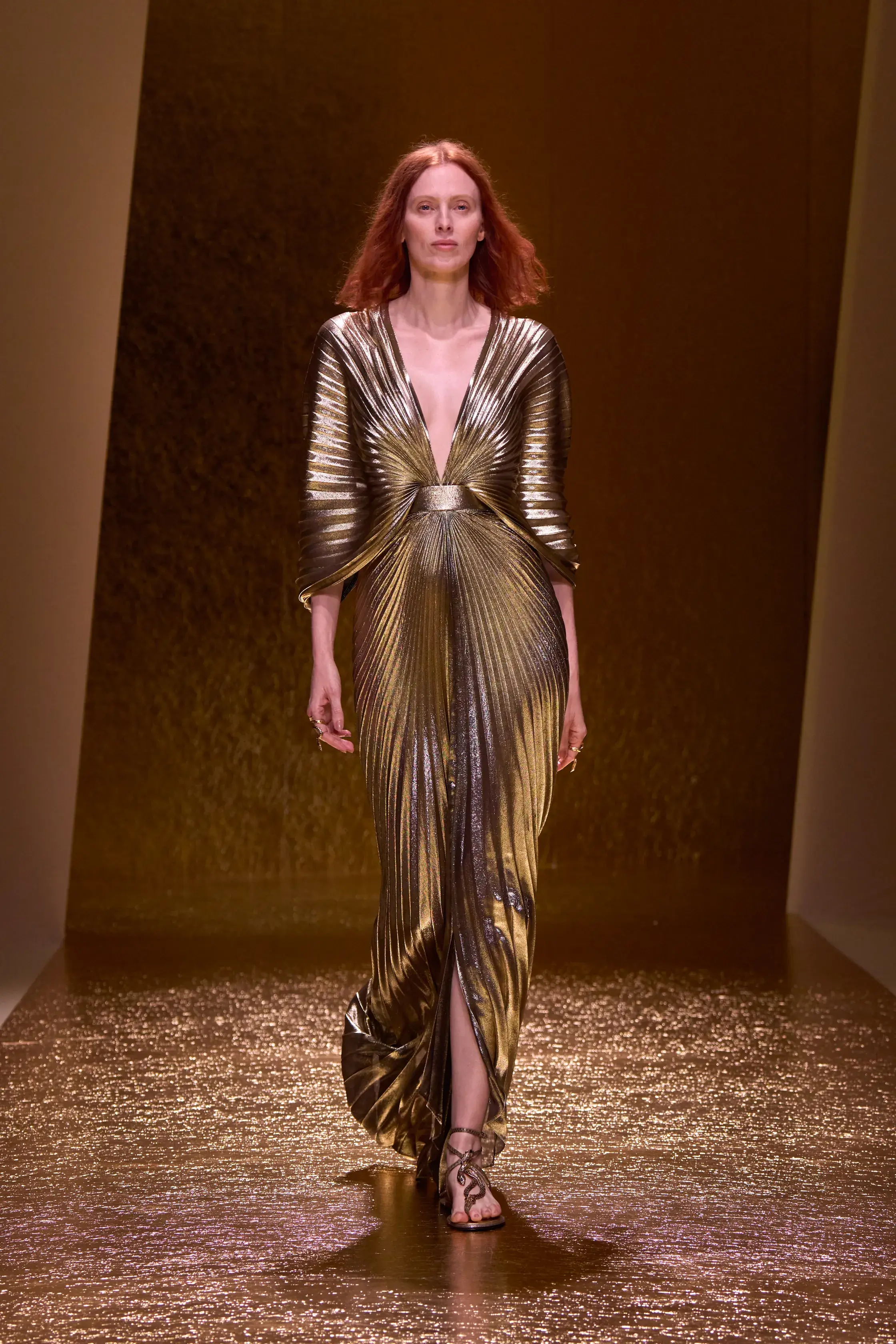 Cloud Dancer и «заводной апельсин». Главные цвета сезона весна-лето 2026 (фото 25)