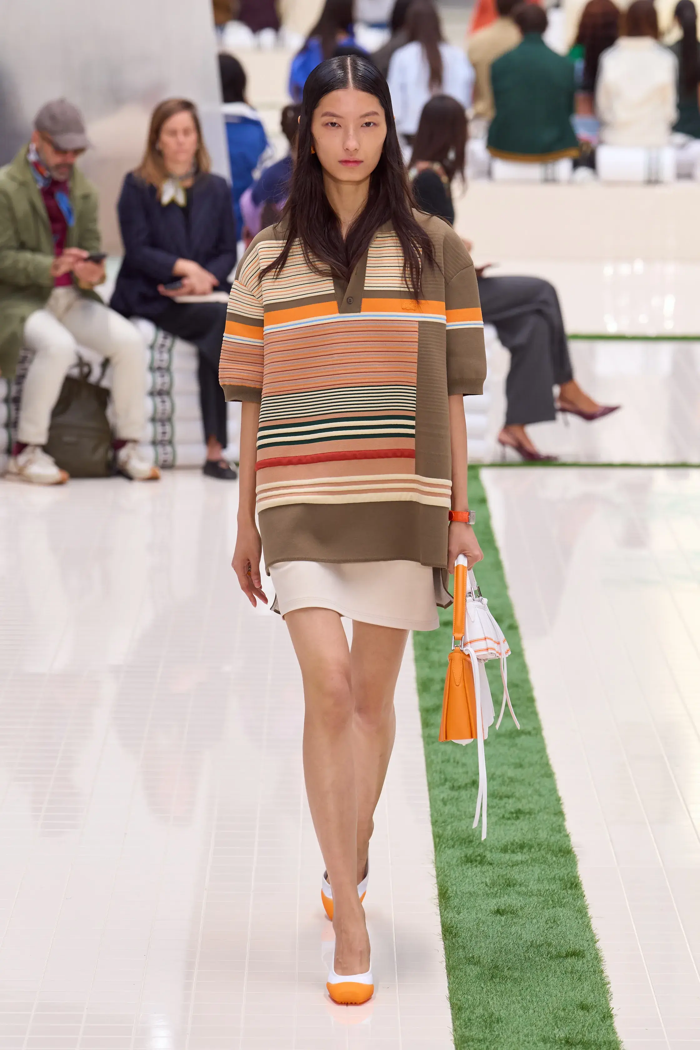 Горох, питон и полоска. Главные принты весна-лето 2026 (фото 5)