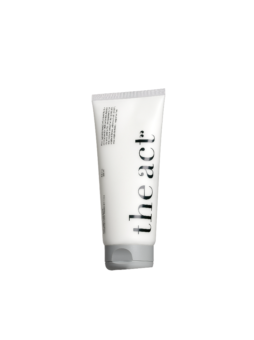 Новости красоты: бьюти-подарки на 14 февраля, которые подходят и женщинам, и мужчинам (фото 12)