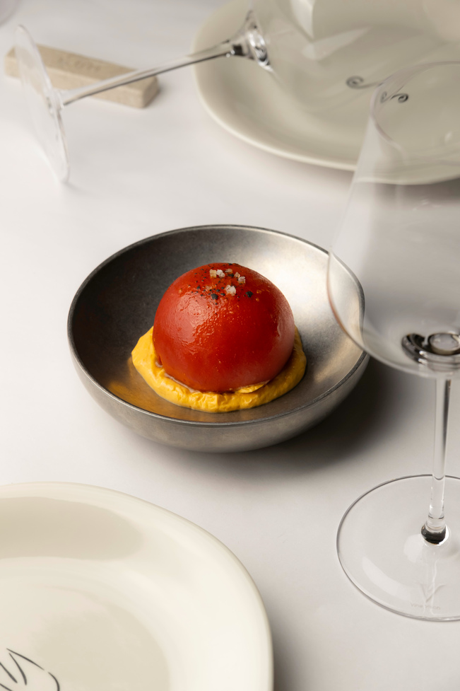 Ракушки вместо номерков и мороженое из водорослей: как устроен новый ресторан mür (фото 9)