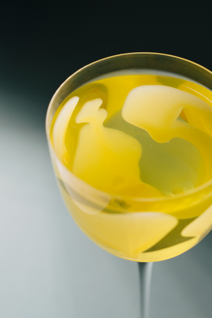 Ракушки вместо номерков и мороженое из водорослей: как устроен новый ресторан mür (фото 13)