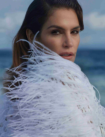 Синди Кроуфорд – 60! Собрали ее культовые обложки и фотосессии. Выбор BURO. (фото 19)