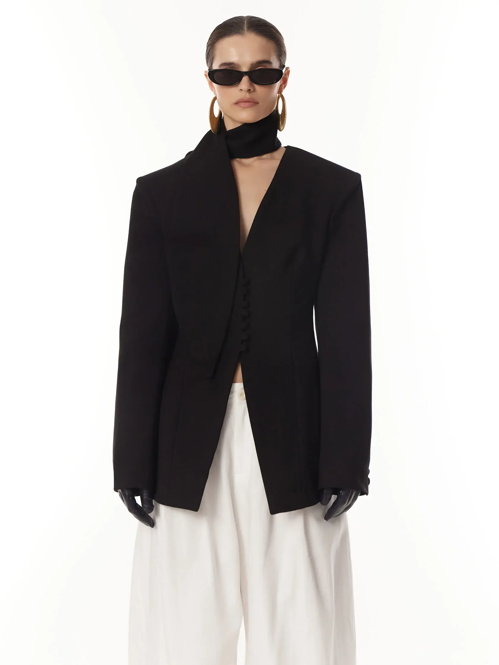 Как одеться в стиле Кэролин Бессетт-Кеннеди? Вот 22 вещи от локальных (и не только) брендов (фото 25)