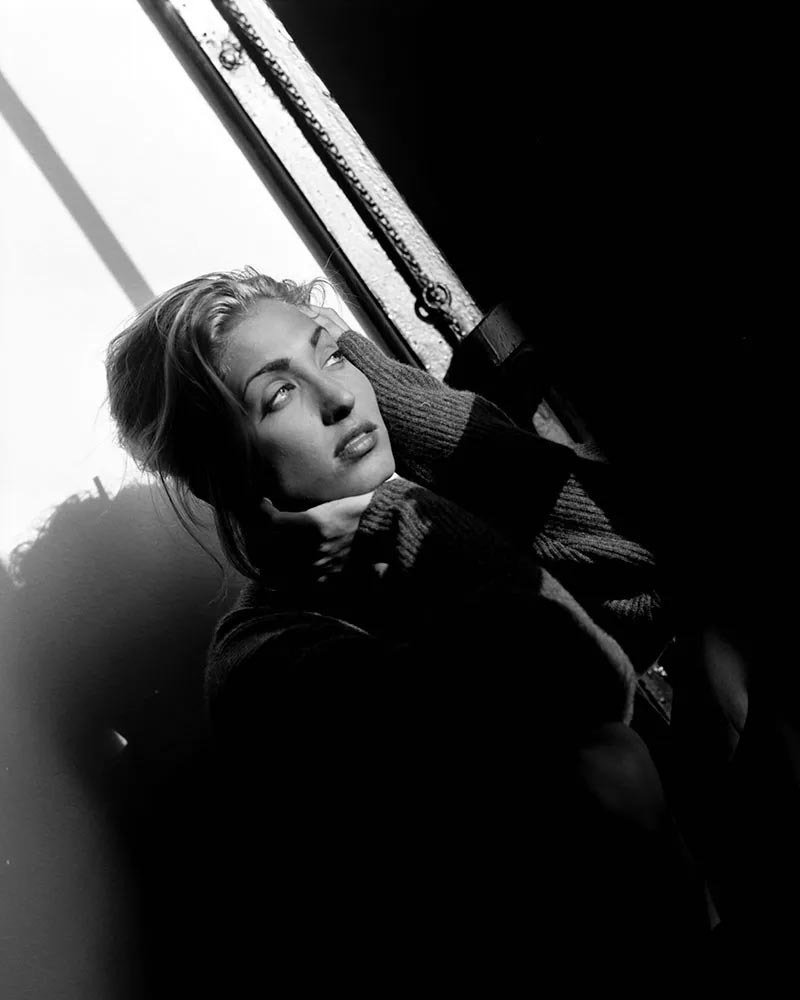 Как одеться в стиле Кэролин Бессетт-Кеннеди? Вот 22 вещи от локальных (и не только) брендов (фото 22)