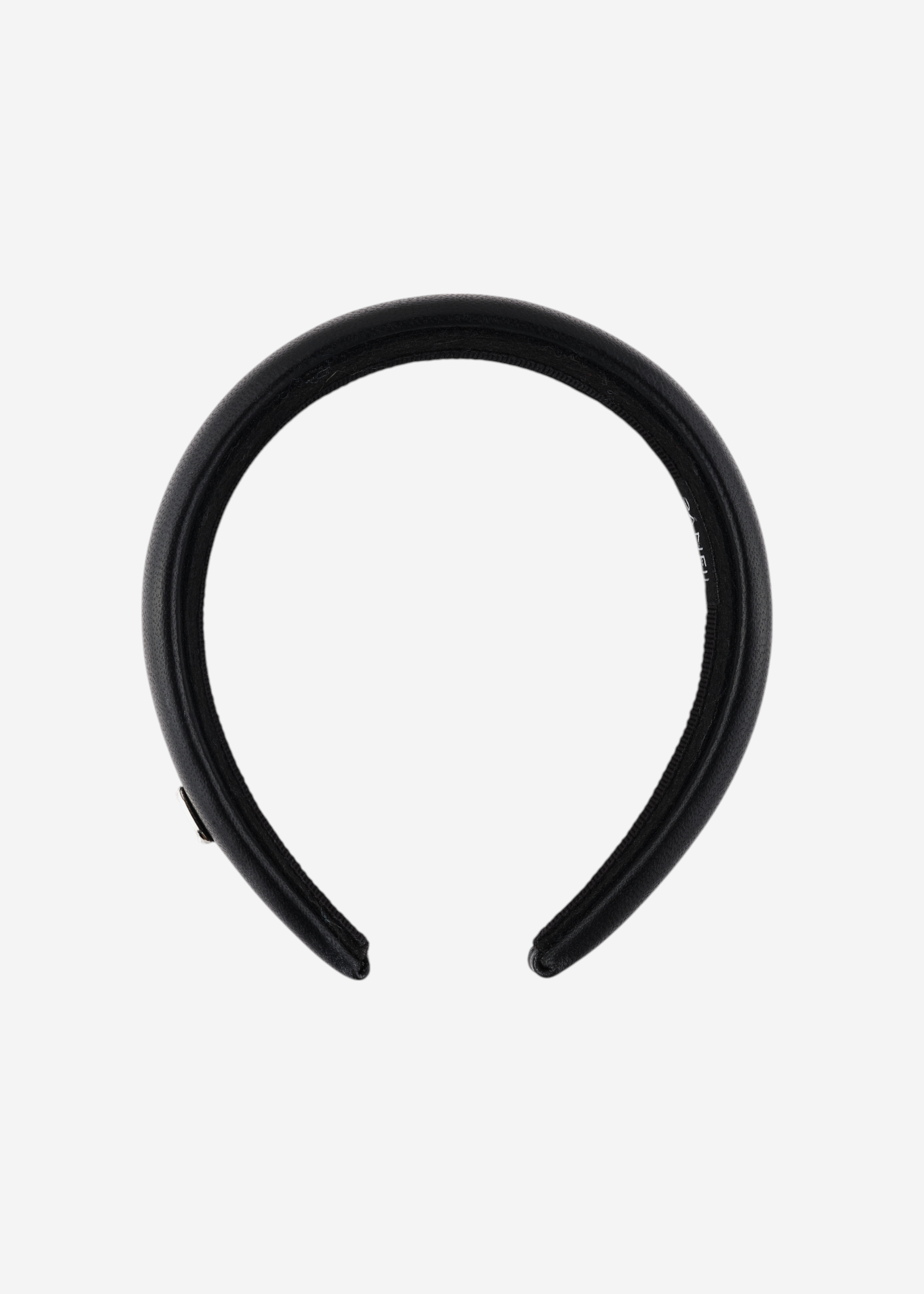 Как одеться в стиле Кэролин Бессетт-Кеннеди? Вот 22 вещи от локальных (и не только) брендов (фото 30)