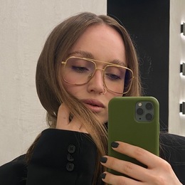 Как повторить прически Марго Робби из «Грозового перевала»? Туториал от стилистов (фото 27)