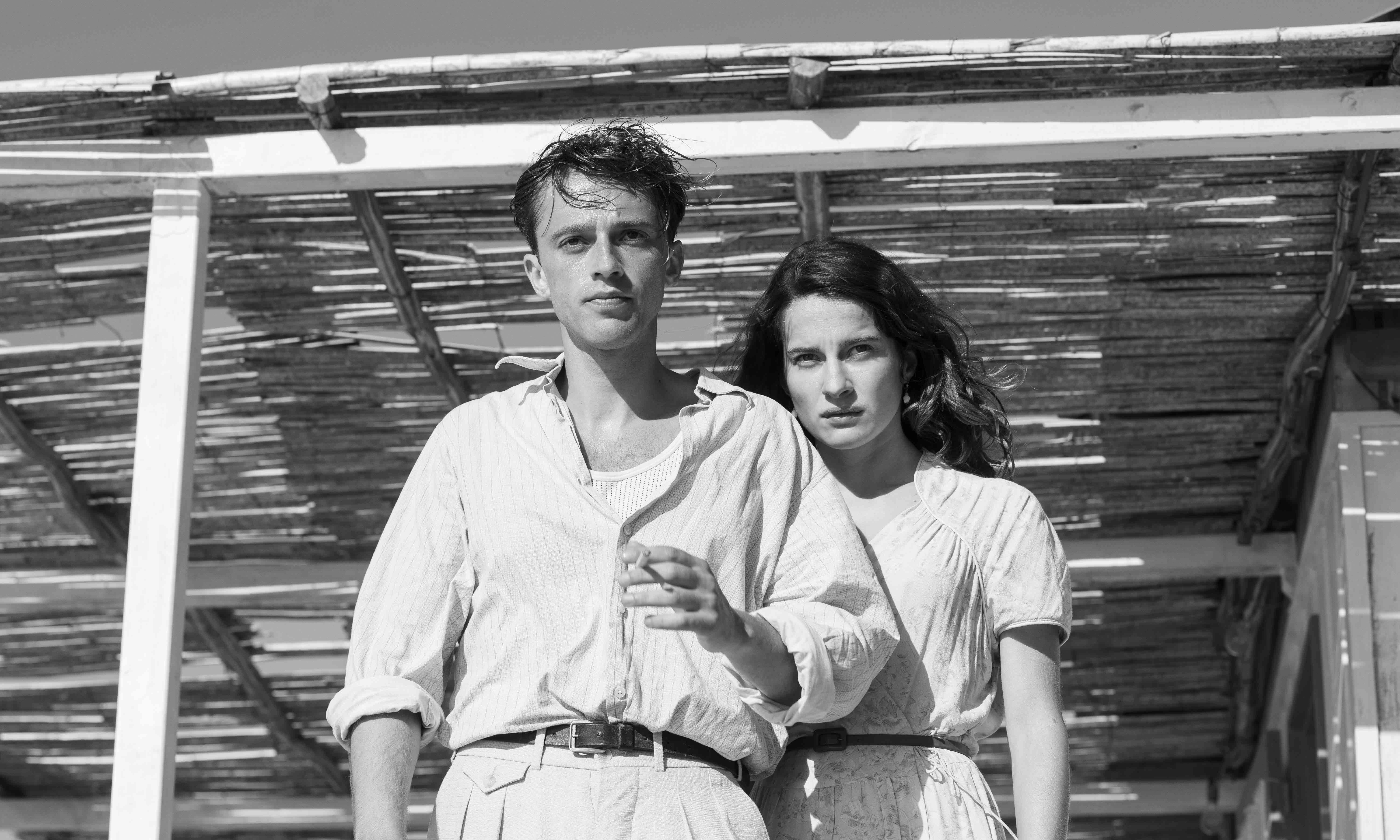 «Открыться ласковому равнодушию мира»: о чем «Посторонний» Франсуа Озона говорит со зрителем (фото 9)