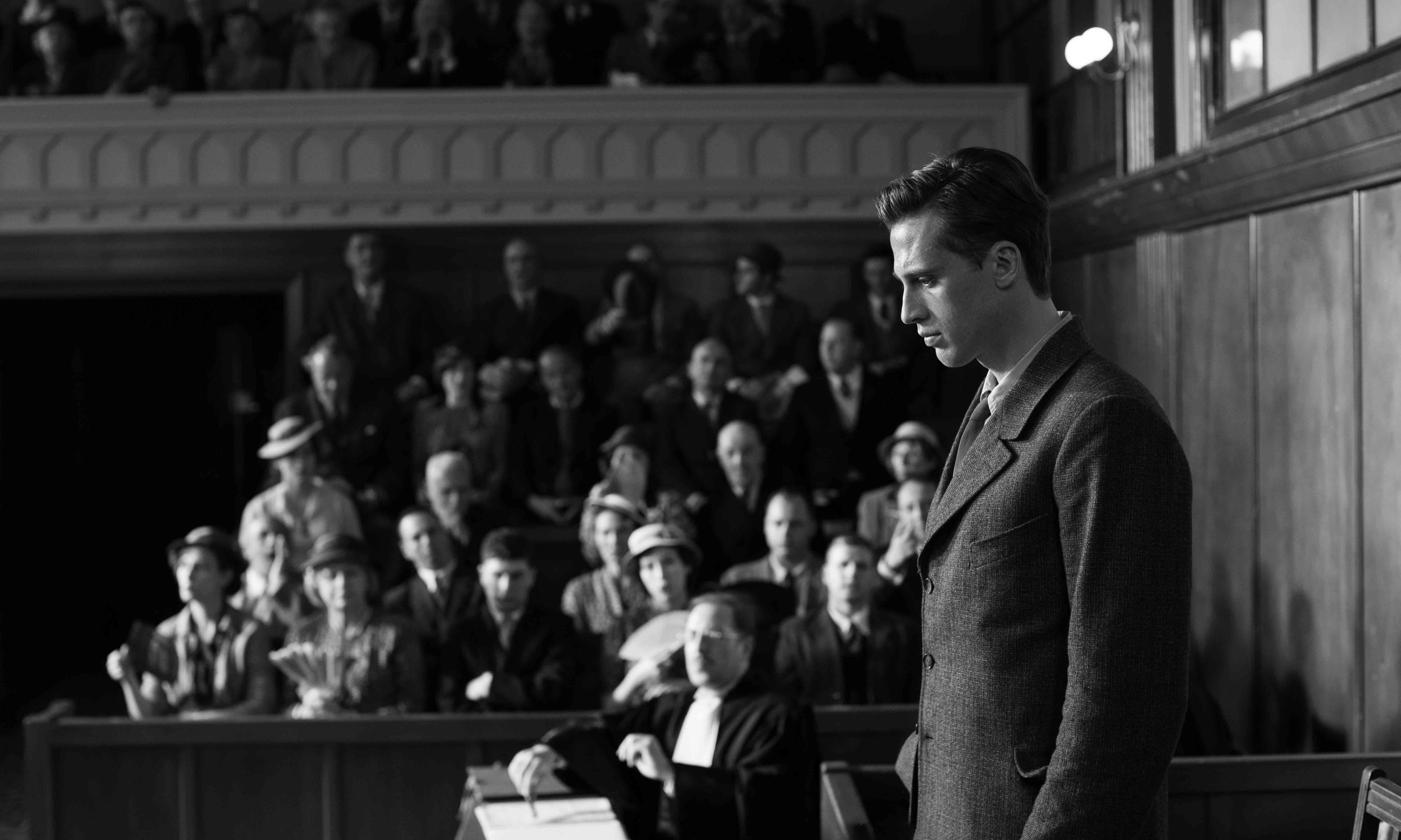 «Открыться ласковому равнодушию мира»: о чем «Посторонний» Франсуа Озона говорит со зрителем (фото 15)