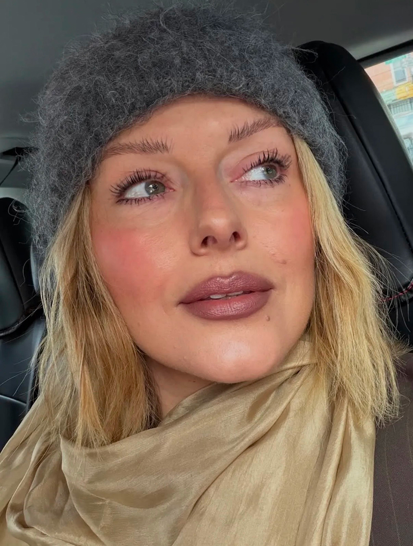 Halo Lips: тренд на контур губ с мягкой тенью — носим как Дуа Липа и Зои Кравиц (фото 15)