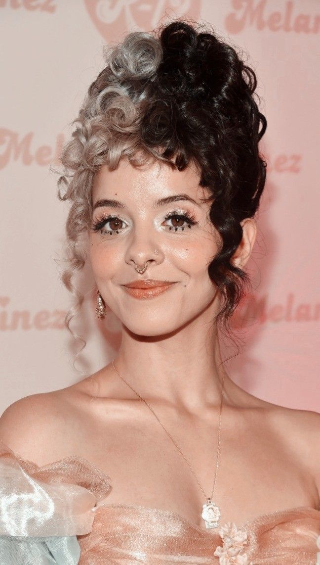 BTS, Гарри Стайлз и Бруно Марс: чьи альбомы мы слушали в начале 2026-го (фото 35)