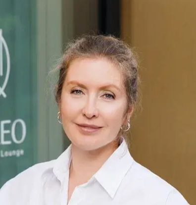 Бьюти-словарь: все о порах и сальных нитях простыми словами (фото 16)