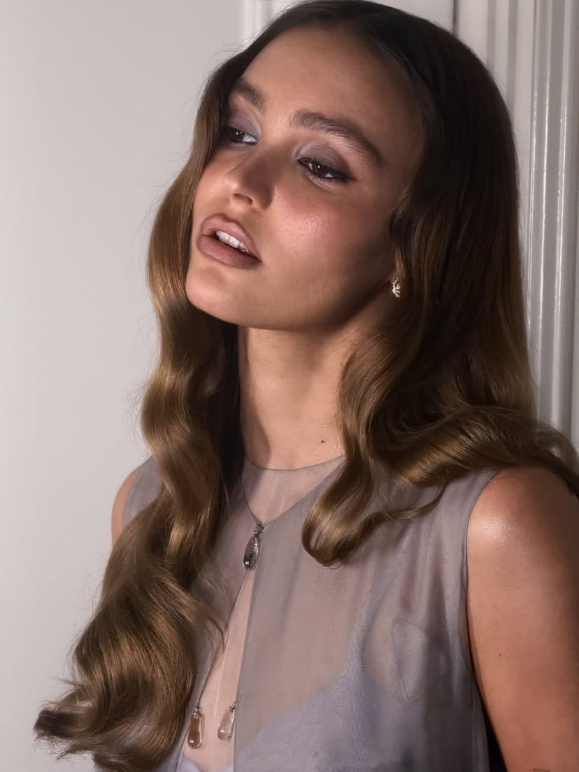 Coloured smokey: тренд на цветные смоки — носим как Белла Хадид на показе Saint Laurent (фото 4)