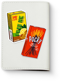 Что положить в косметичку: 8 уходовых средств на все случаи жизни (фото 9)