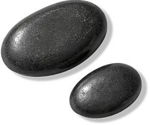 Что положить в косметичку: 8 уходовых средств на все случаи жизни (фото 17)