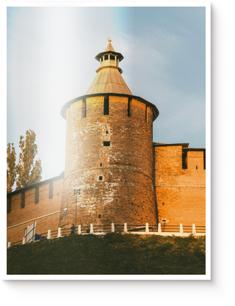 Что положить в косметичку: 8 уходовых средств на все случаи жизни (фото 8)