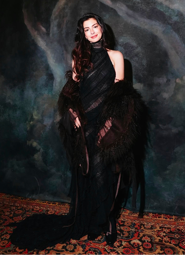 Герои бэкстейджа. Звездные стилисты, которые одевают Марго Робби, Селену Гомес — и не только (фото 12)