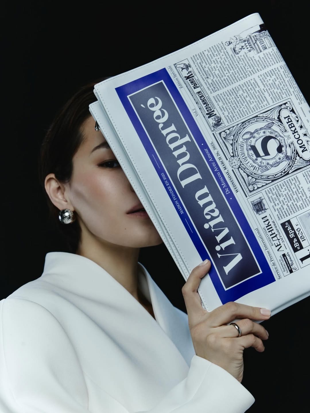 Новое имя. Vivian Dupreé — клатчи, шоперы и картхолдеры, которые можно «прочитать» (фото 16)