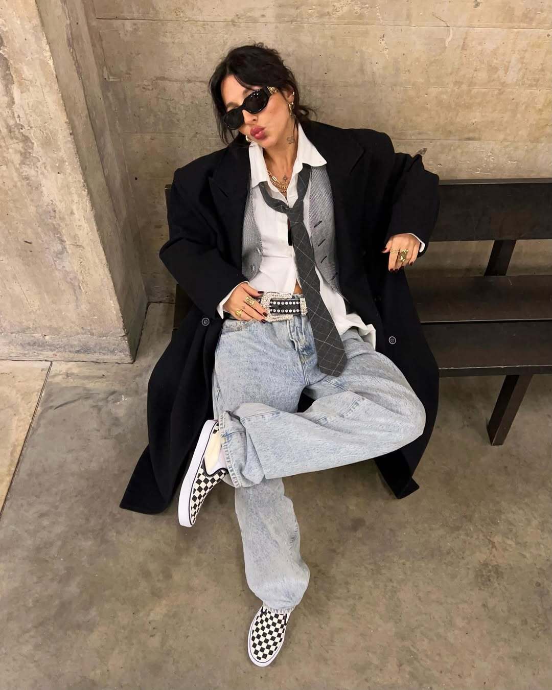 Тренд, который нельзя игнорировать весной 2026-го: слипоны и скейтер-шузы из 2016-го (фото 11)