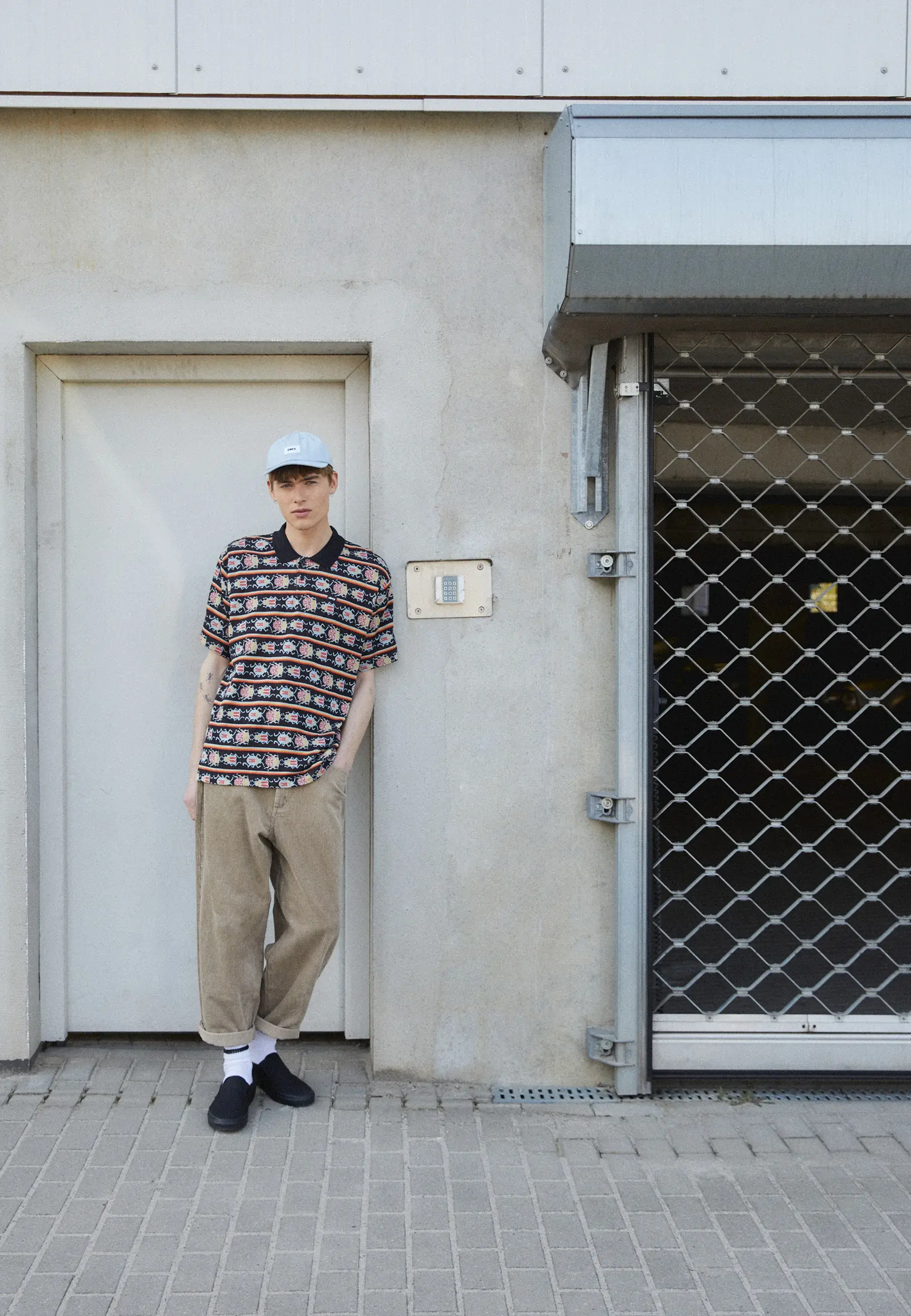 Тренд, который нельзя игнорировать весной 2026-го: слипоны и скейтер-шузы из 2016-го (фото 4)