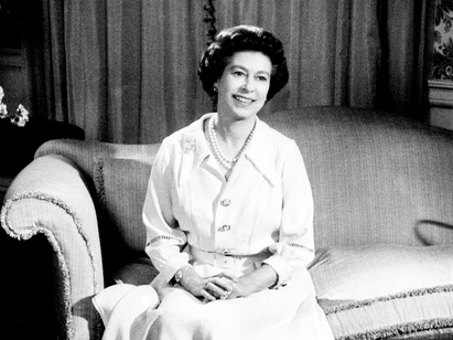 «Как бы ни темна была смерть, свет и жизнь сильнее»: 20 цитат Елизаветы II о любви и будущем (фото 9)