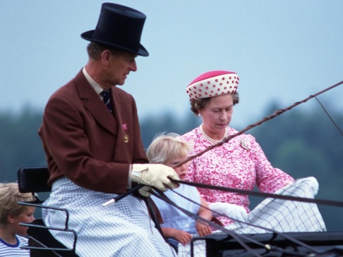 «Как бы ни темна была смерть, свет и жизнь сильнее»: 20 цитат Елизаветы II о любви и будущем (фото 23)