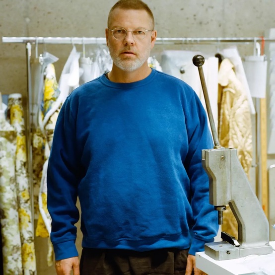 Acne Studios 30 лет! Вот 5 причин любить бренд и основателя Джонни Йоханссона (фото 5)