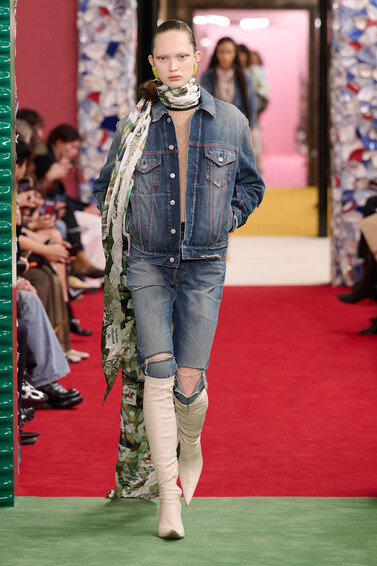 Acne Studios 30 лет! Вот 5 причин любить бренд и основателя Джонни Йоханссона (фото 26)