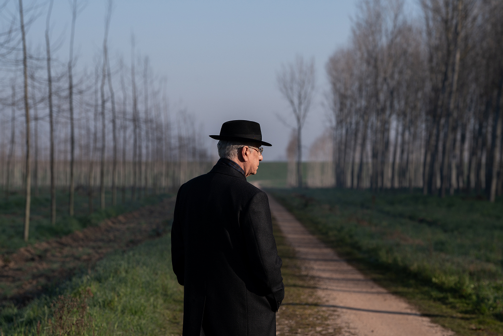 «В милосердии — красота сомнения»: какие темы поднимает Паоло Соррентино в «Грации» (фото 9)