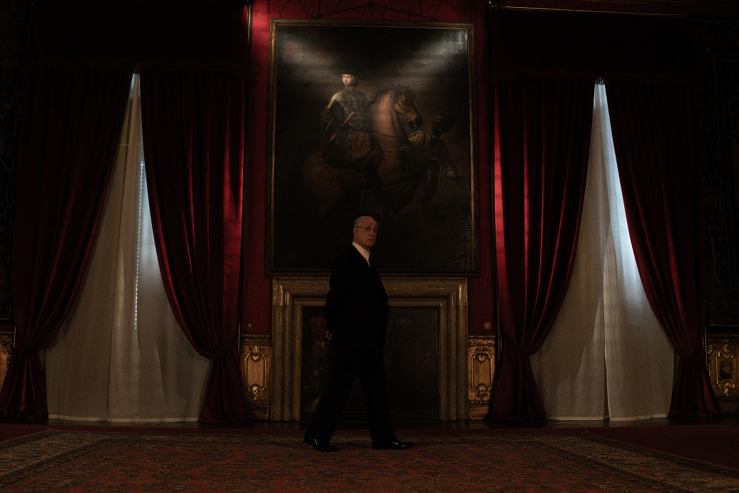 «В милосердии — красота сомнения»: какие темы поднимает Паоло Соррентино в «Грации» (фото 10)