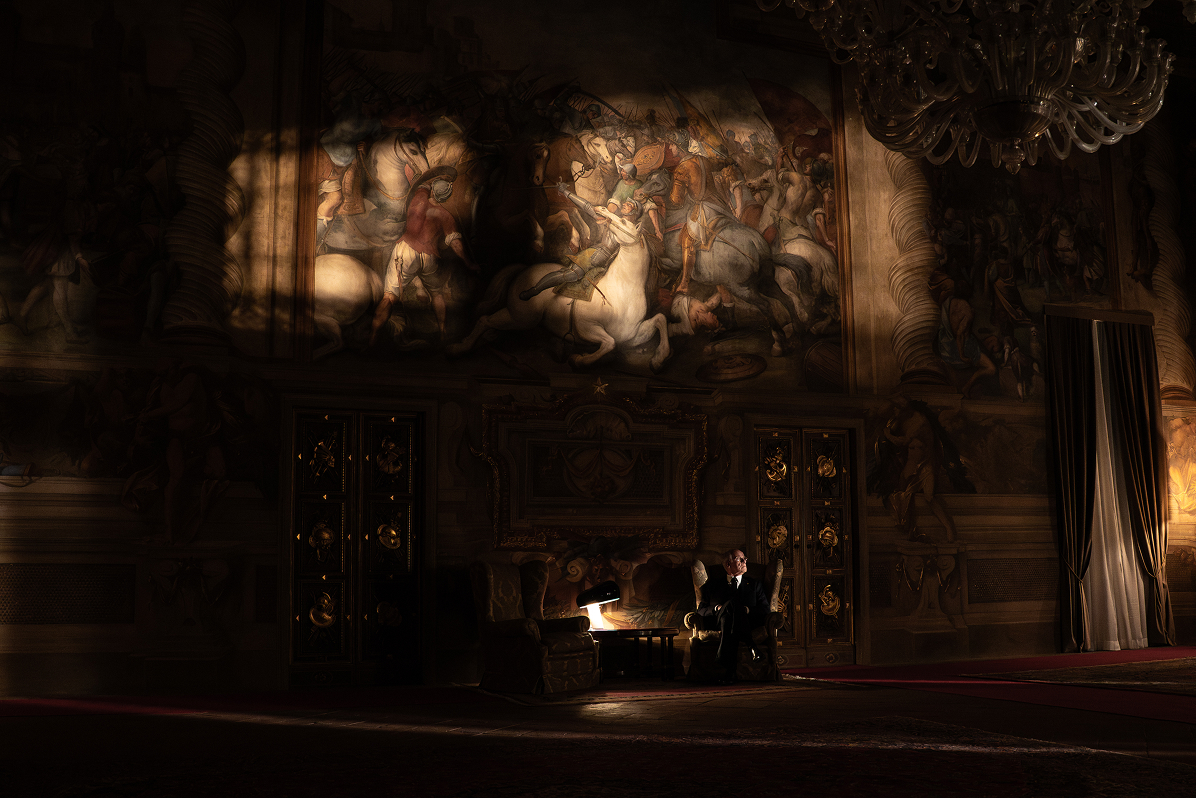 «В милосердии — красота сомнения»: какие темы поднимает Паоло Соррентино в «Грации» (фото 19)