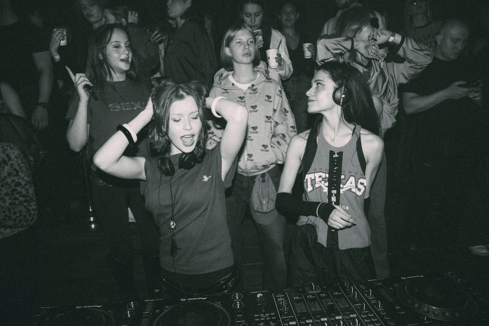 Знакомьтесь, Playlist: как диджей-сеты кинематографистов стали светским феноменом (фото 53)
