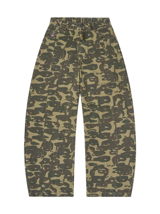 Джинсы Kidsuper, очки Oakley и кроссовки Mizuno: лучшие образы для фестиваля Outline (фото 10)