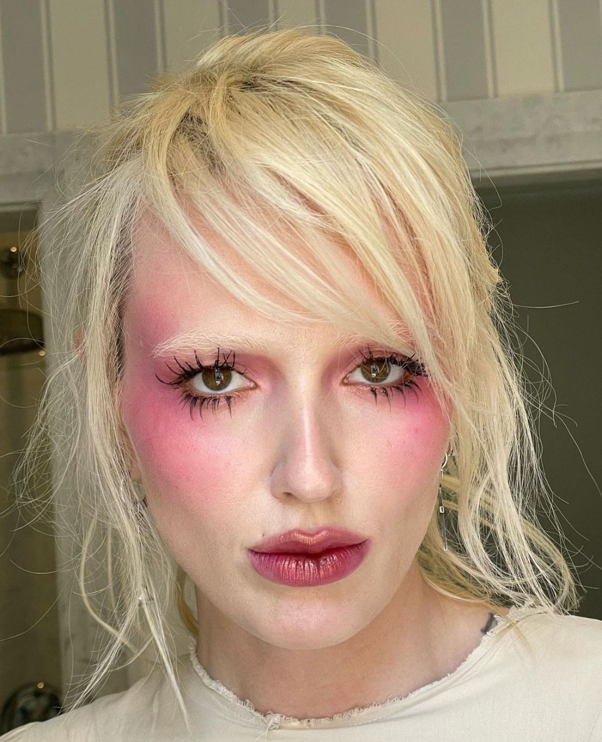 Wet Lashes: бьюти-тренд на мокрые ресницы — носим как Дженна Ортега и Вика Салават (фото 4)