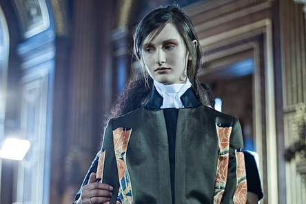 Ручная вышивка и цветы в саду и на одежде: из чего состоит вселенная Dries Van Noten (фото 53)