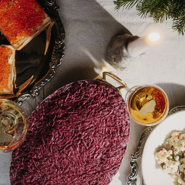 Бранчи, десерты и спешелы: 12 предложений московских ресторанов, чтобы продлить праздник