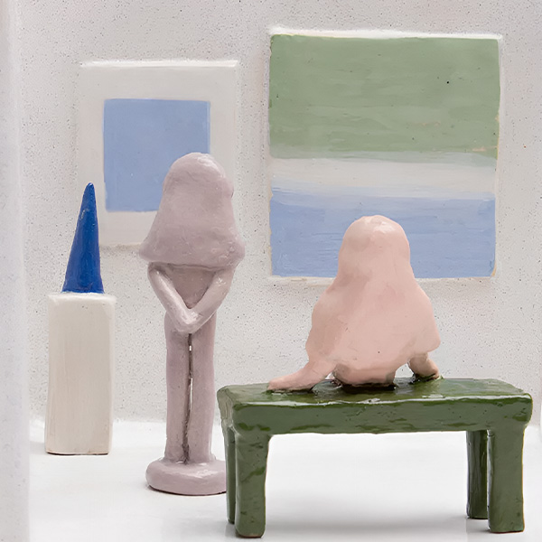 Керамика с характером. У каких российских художников искать объекты для интерьера