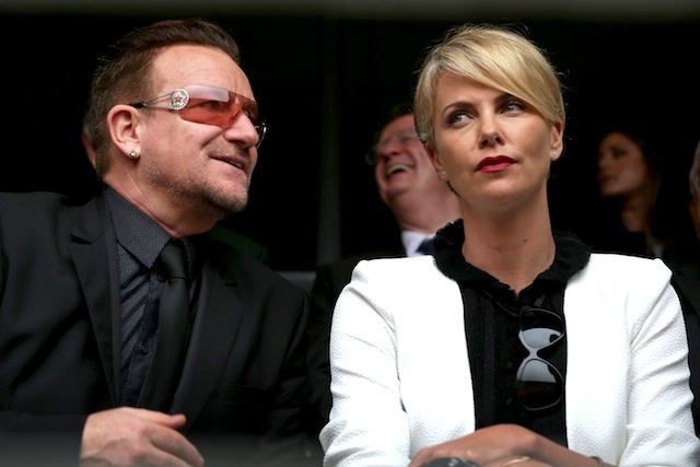 Боно и Шарлиз Терон