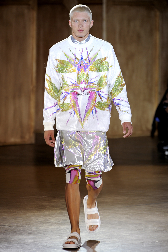 Третий день недели моды в Париже (фото 7)