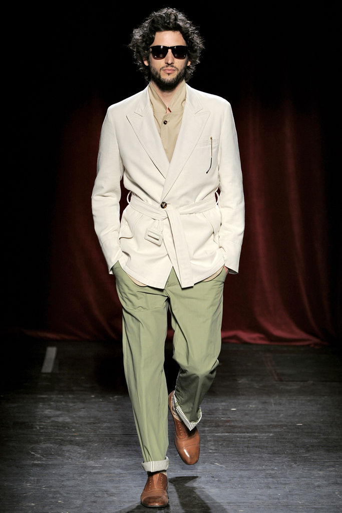 Четвертый день недели моды в Париже (фото 12)