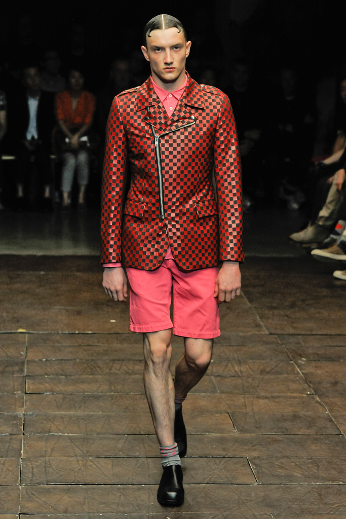 Третий день недели моды в Париже (фото 5)