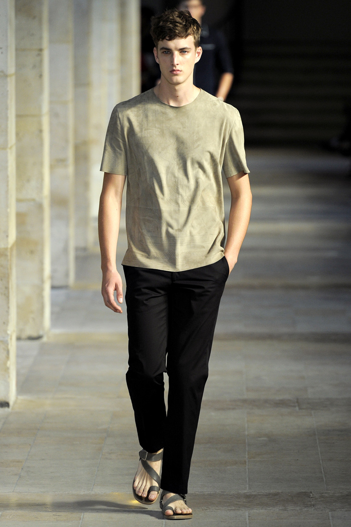 Четвертый день недели моды в Париже (фото 16)