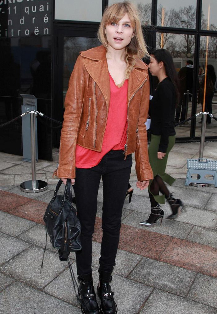 Look of the Day: Клеманс Поэзи в Balenciaga (фото 2)