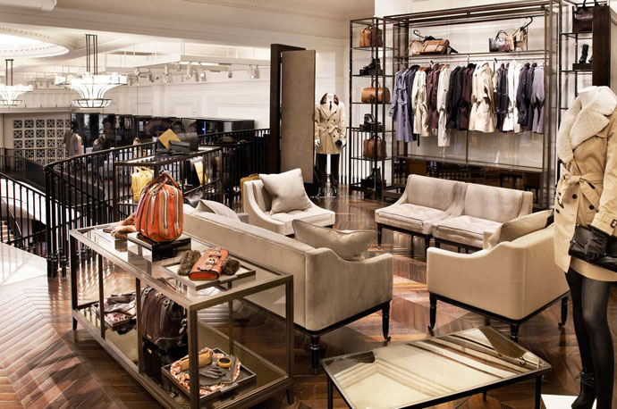 Самый большой бутик Burberry (фото 4)