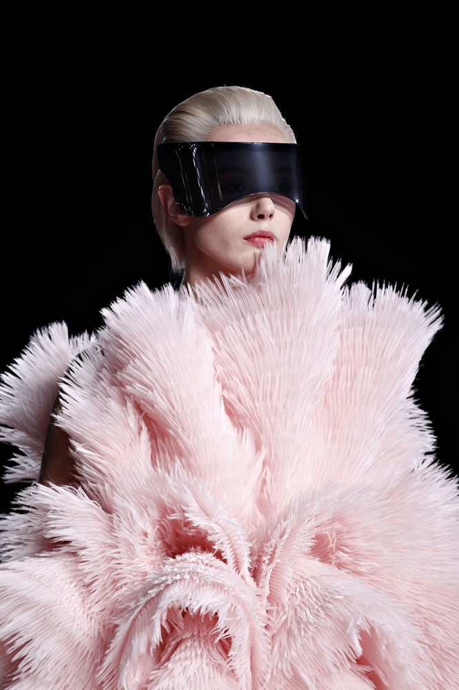 В деталях: Alexander McQueen осень-зима 2012