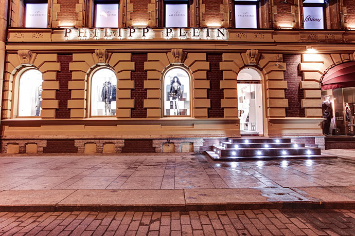 Флагманский бутик Philipp Plein в Санкт-Петербурге (фото 1)