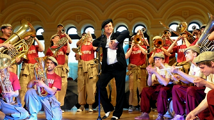 "Духовой оркестр Олега Меньшикова" в Театре им. Моссовета (фото 3)