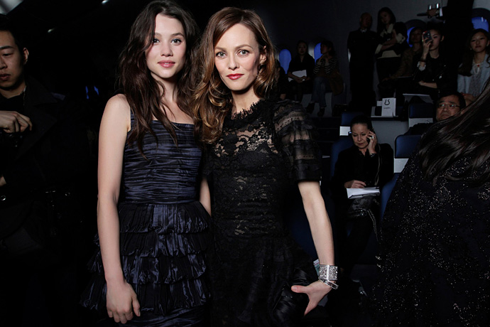 Показ Chanel and Japan Haute Couture в Токио (фото 7)