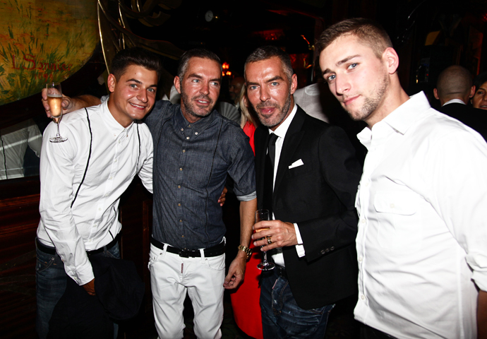 90 лет журналу L'Officiel в Париже (фото 21)