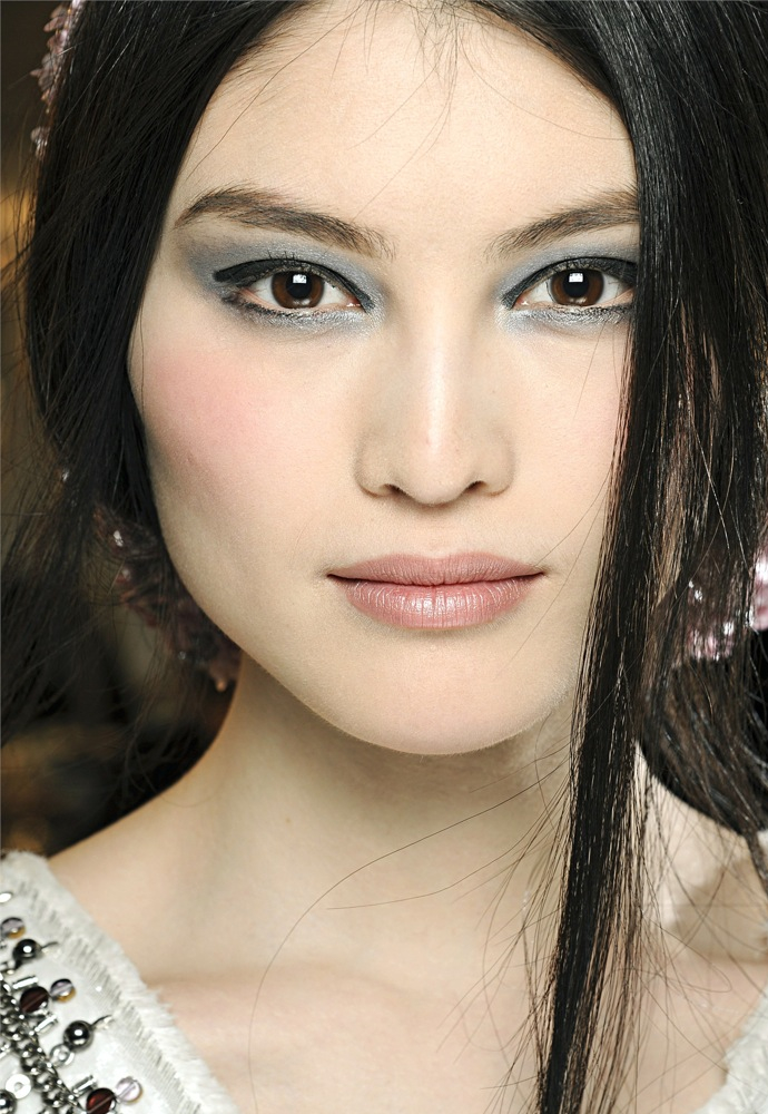 Классика жанра на показе Chanel Fall 2012 Couture (фото 1)