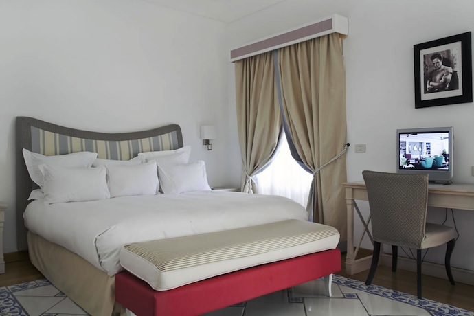 Tiberio Palace на острове Капри (фото 15)